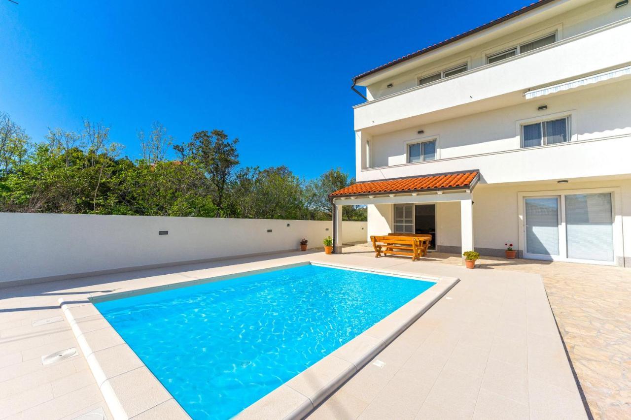 Villa Bianca - Apartment With Private Pool Privlaka  Exterior foto